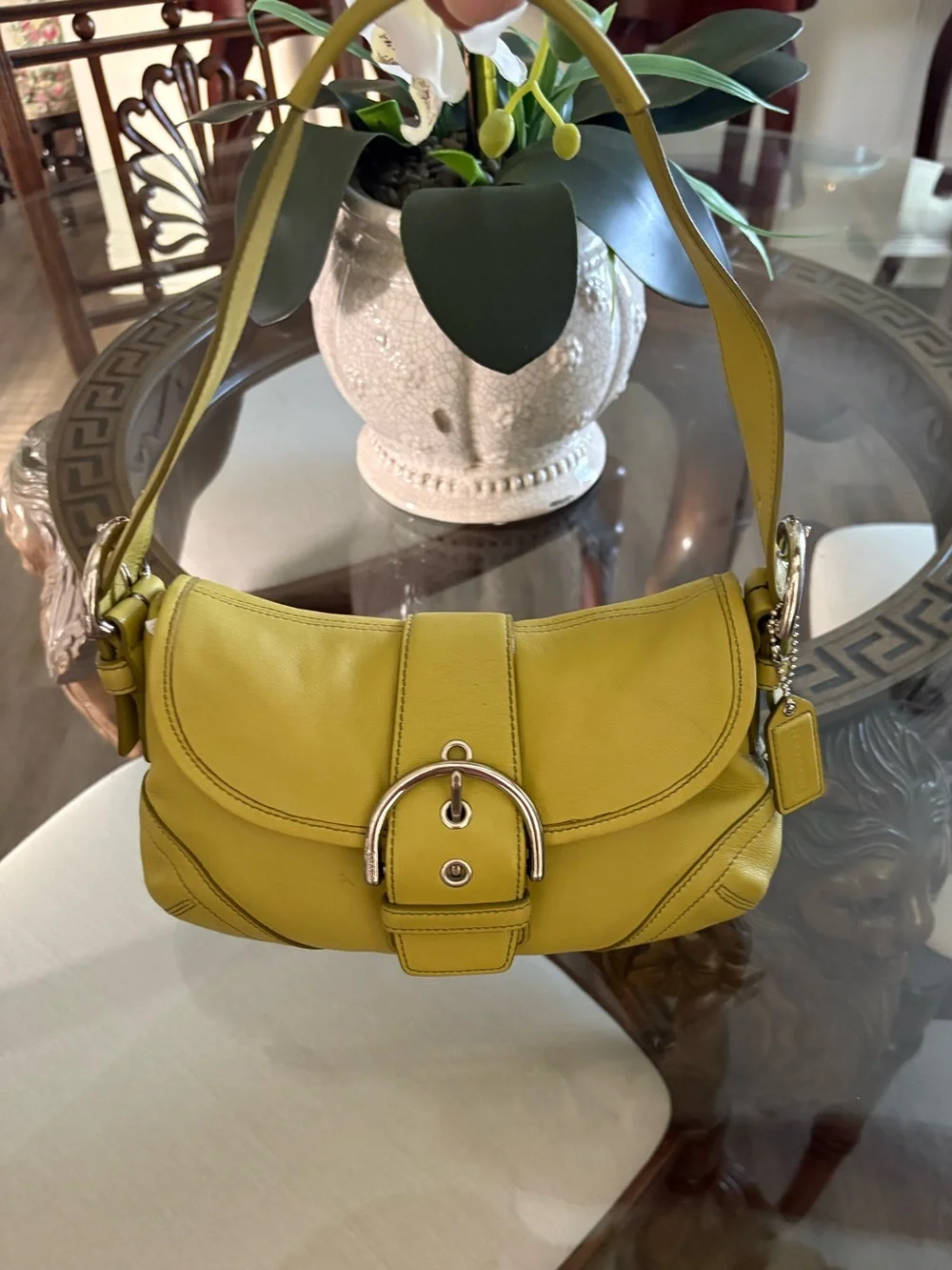 🤍🤍VINTAGE COACH RARE Y2K RARE CHARTREUSE SOHO LEATHER SHOULDER BAG!🤍🤍9247